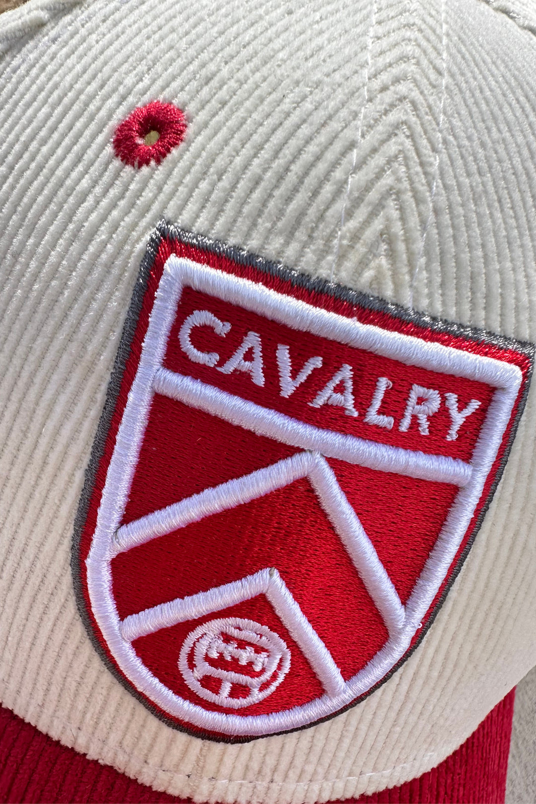 9FORTY Cream and Red Corduroy Snapback | Adult